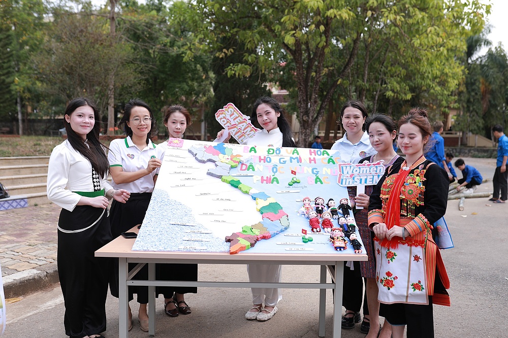 Đoàn Trường Đại học Tây Bắc tổ chức thành công Chương trình Hội trại thanh niên