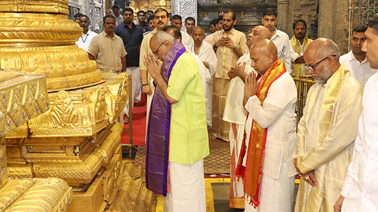 Vice President CP Radhakrishnan Visits Tirumala Temple