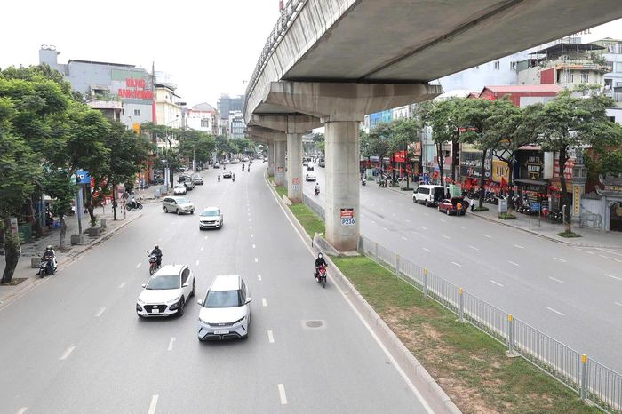 Chiều cuối kỳ nghỉ lễ, cửa ngõ Hà Nội ùn ứ nhẹ, nội đô thông thoáng lạ thường - Báo VTC News