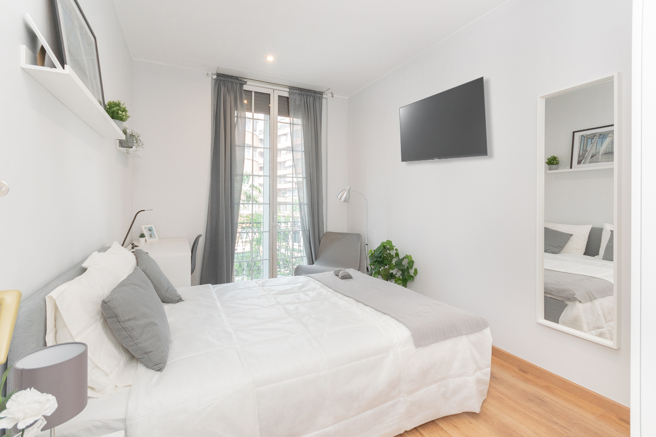 Ronda General Mitre 162, 3