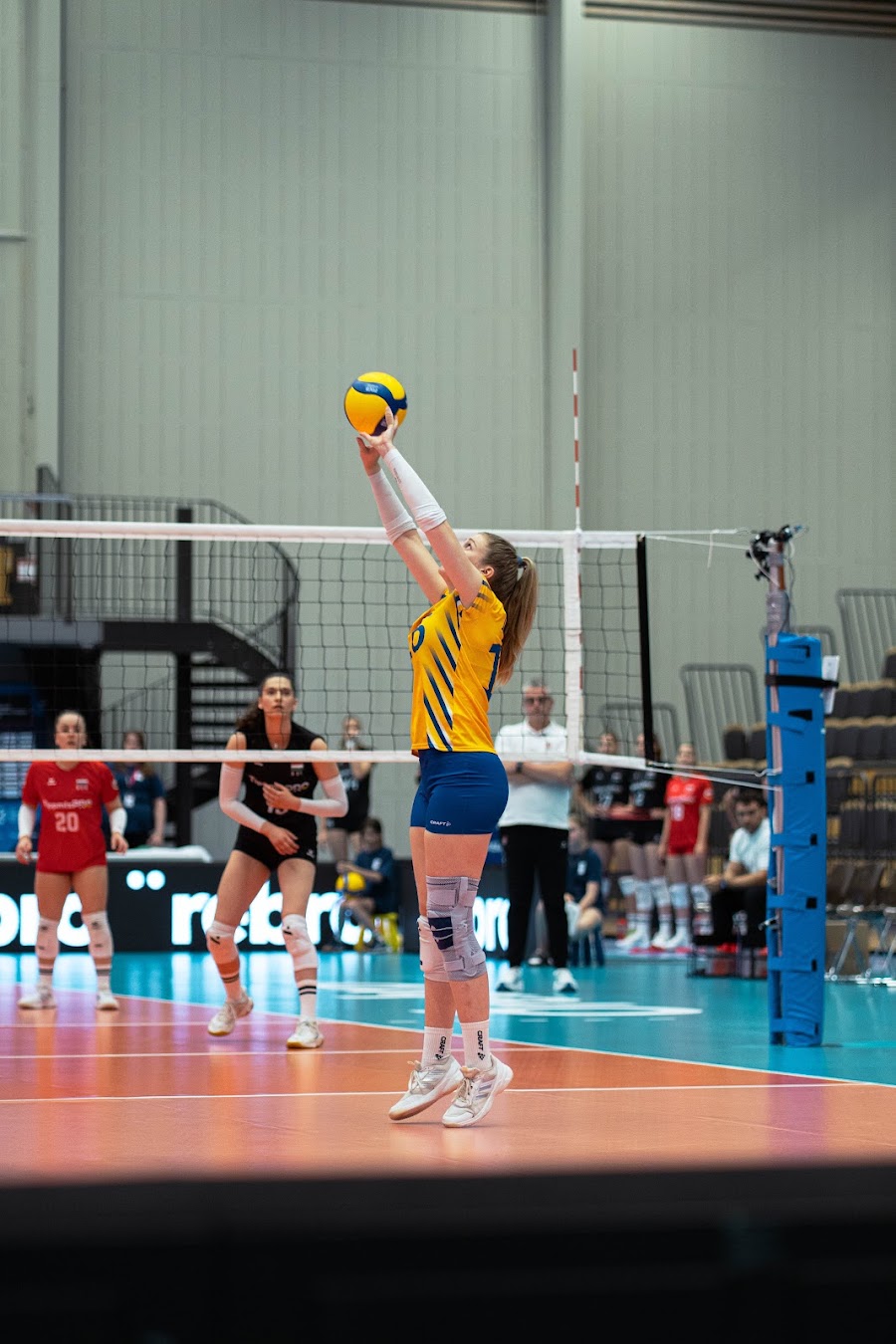 Sweden Hungary 220