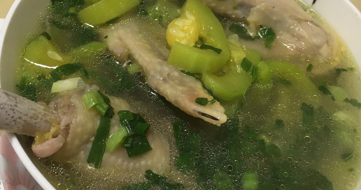 Canh gà với bí