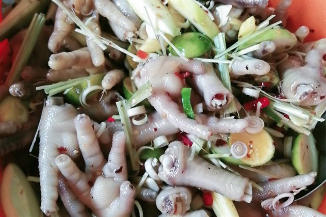 Chân Gà Xóc Xoài Kiểu Thái