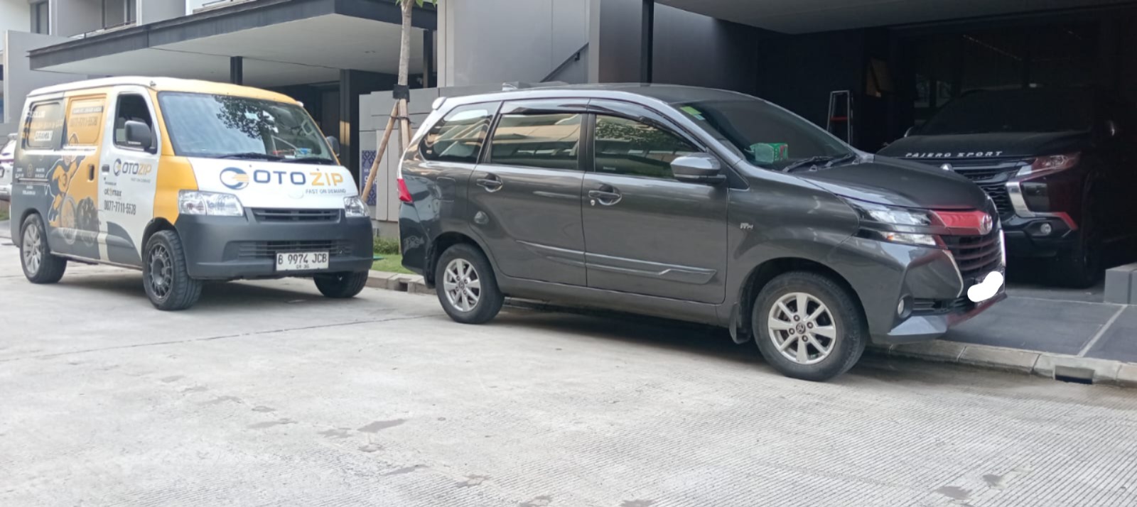 Dokumentasi Penanganan Ban Mobil Otomax Store - Biaya Tambal Ban Mobil Murah 2026 Melalui Otozip