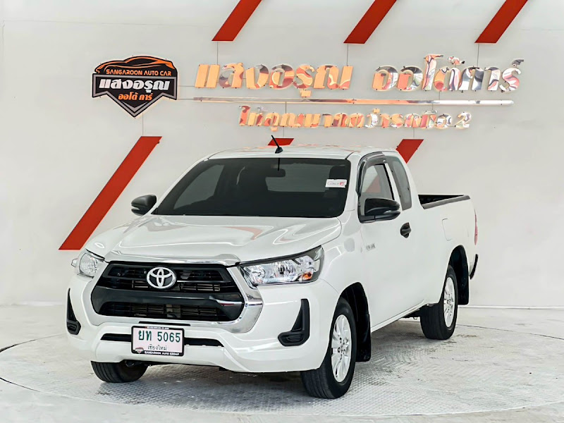 TOYOTA HILUX REVO