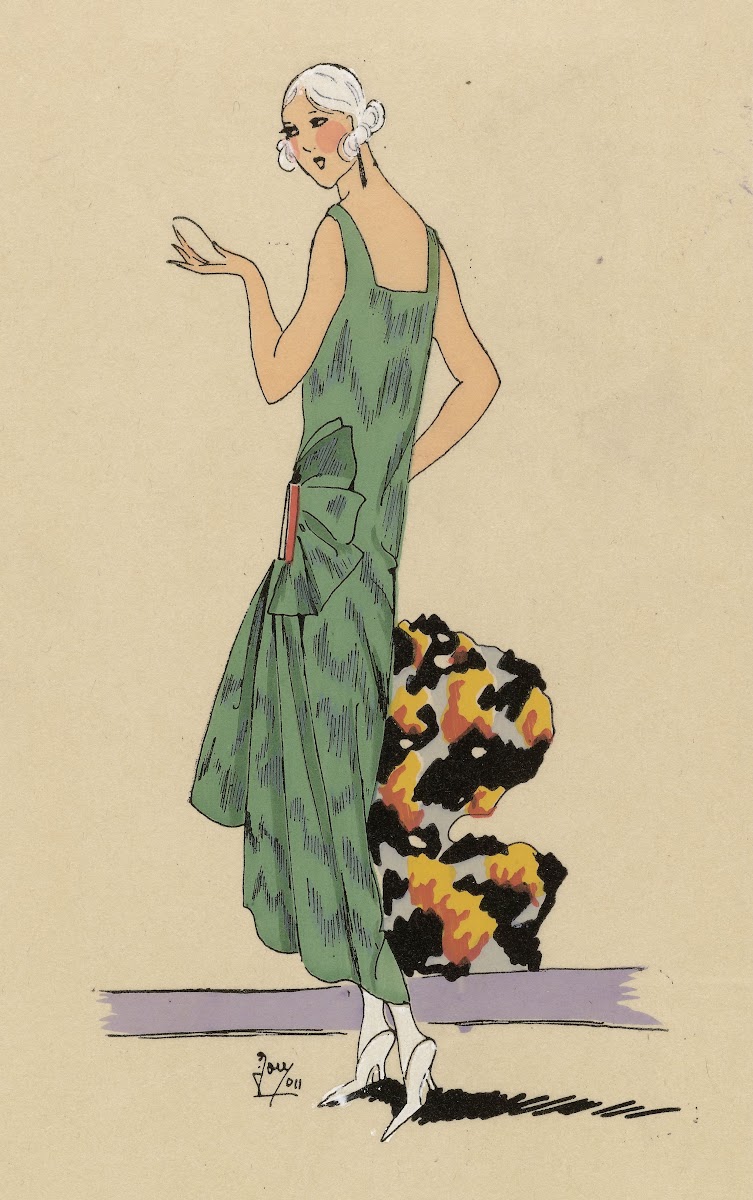EMERAUDE  Cette robe de moire Renaissance 1923