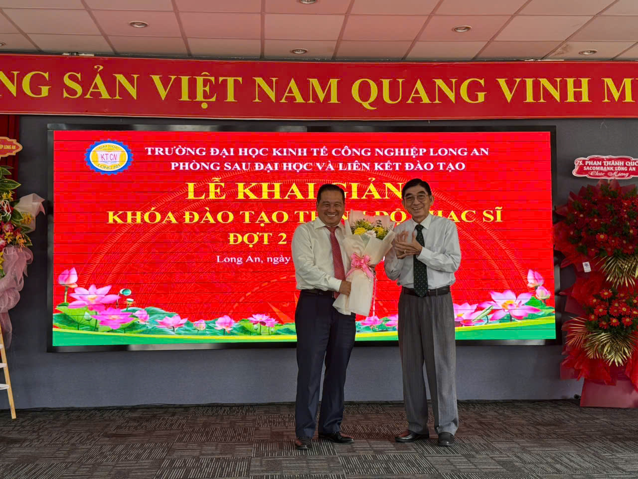 Cảm ơn TS. Phan Thành Quốc đã đồng hàng cùng trường