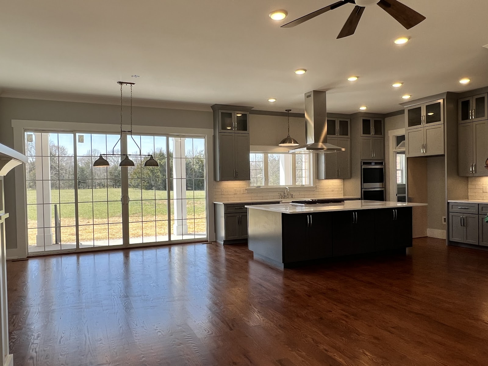 Craftman Home: Residential Construction in Rural & Scenic Regions (project photo 9)