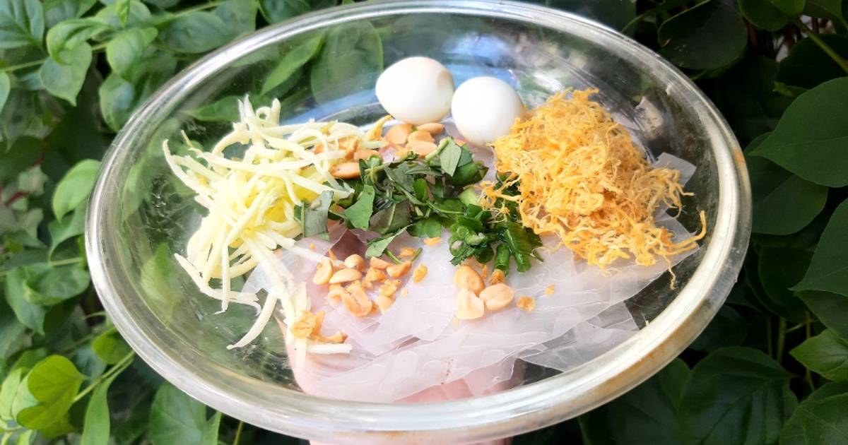 Bánh tráng trộn chà bông