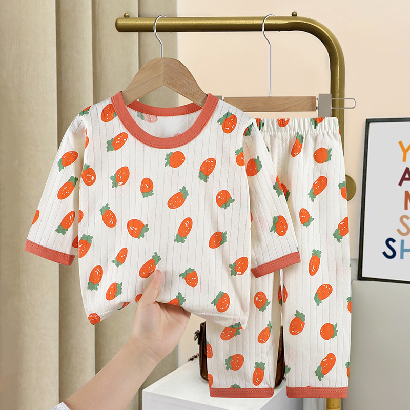 Lightweight children's pajamas sets made of cotton