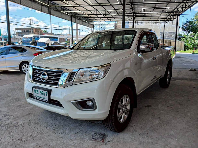 NISSAN NAVARA
