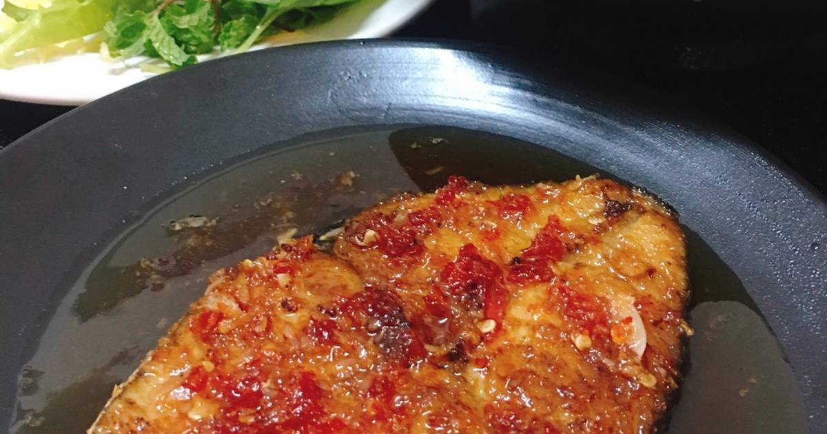 Cá Thu Chiên Chấm Rau Sống
