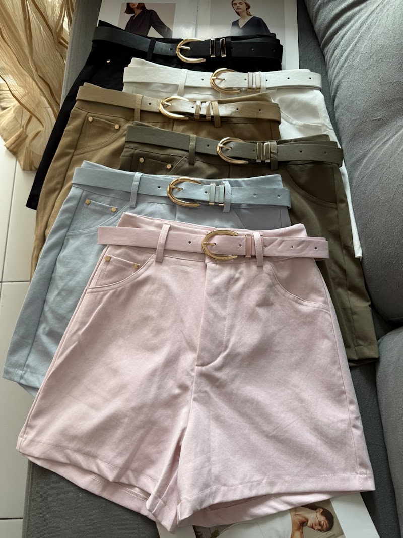 Short de vestir con cinto