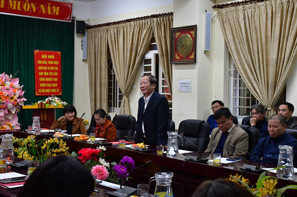 Đảng bộ Trường Đại học Tây Bắc tổ chức chương trình kỷ niệm 95 năm ngày thành lập Đảng; Ôn lại truyền thống lịch sử và gặp mặt các đồng chí nguyên Ủy viên ban thường vụ Đảng ủy, ban chấp hành Đảng bộ các nhiệm kỳ