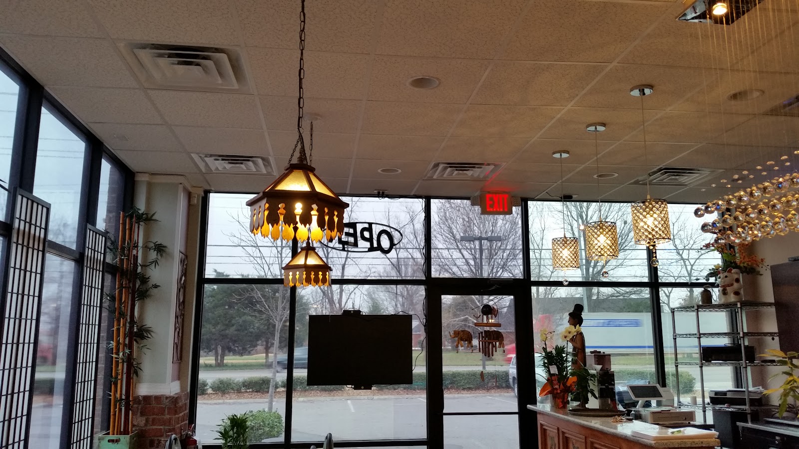 Asian Restaurant: Commercial Construction in West Tennessee (project photo 19)