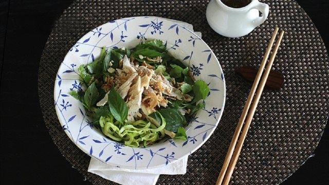 Phở Bí Ngòi Trộn Gà