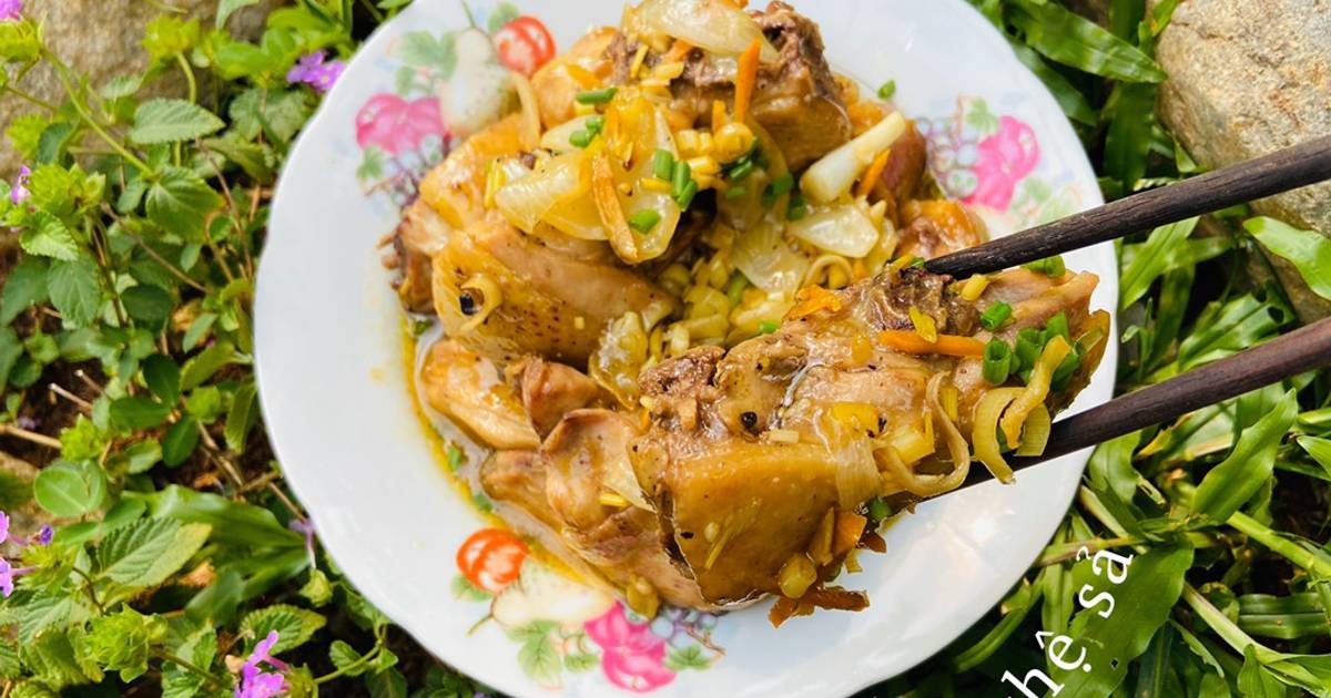 Gà xào nghệ sả