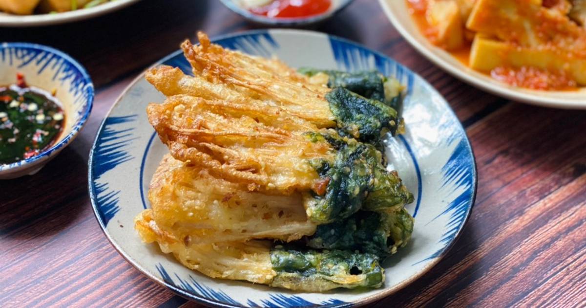 Nấm Kim Châm Cuộn Rong Biển Chiên Giòn