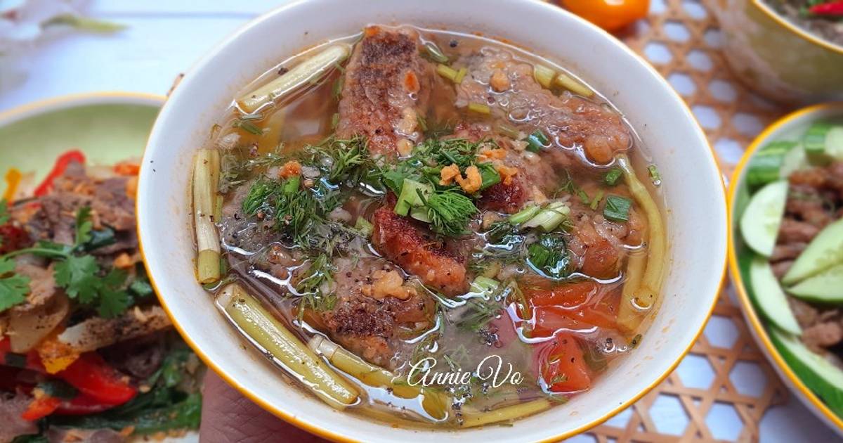 Canh cá diếc chua ngọt