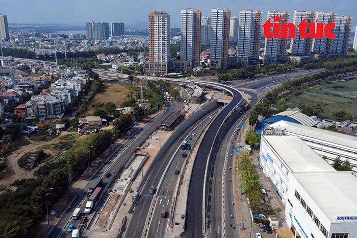 TP Hồ Chí Minh: Cận cảnh cầu vượt N3 nút giao An Phú sẵn sàng thông xe dịp 30/4 - Báo Tin Tức TTXVN