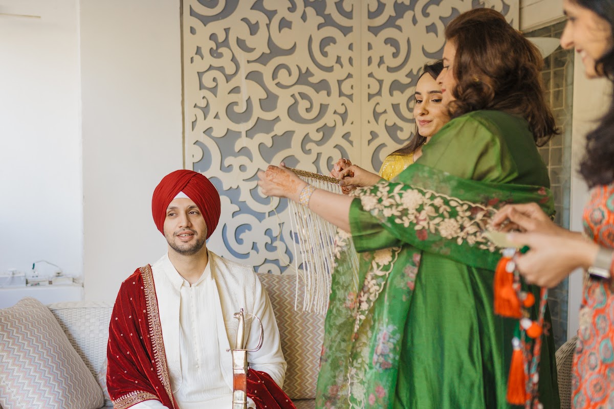 Weddings · 44 frame 41