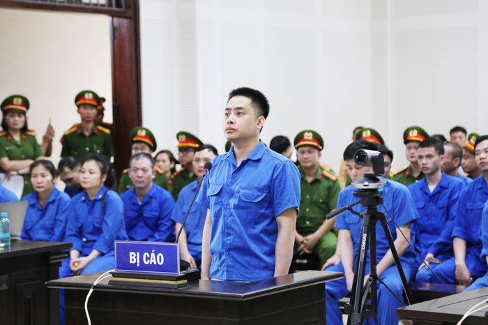 Tại tòa, Bùi Đình Khánh gửi chia buồn đến gia đình liệt sỹ Nguyễn Đăng Khải - Báo Pháp Luật TP.HCM