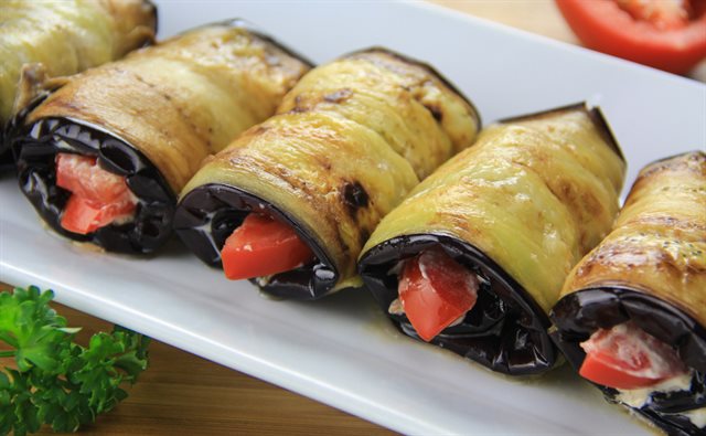Cà Tím Cuộn Cà Chua