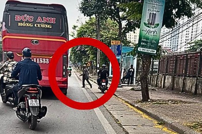 Hà Nội: Ngay dưới hệ thống camera, xe khách vẫn ngang nhiên vi phạm - Báo Sức Khỏe &amp; Đời Sống