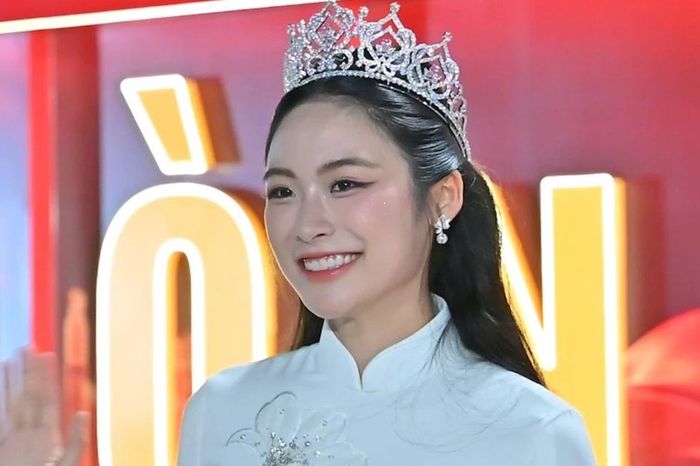 Á hậu Vân Nhi trở thành đại sứ du lịch Hải Phòng - Báo Tiền Phong