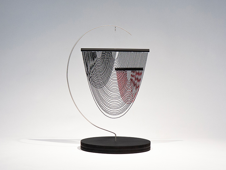 カテナリー曲線の自己復元性を利用した独立揺動型モアレの考案-thumb-4