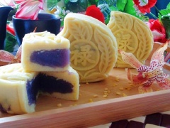 Bánh đã hoàn thành, thơm ngon, hấp dẫn không kém ngoài hàng nhé! Không cần có lò nướng bạn vẫn có thể thực hiện một cách dễ dàng.