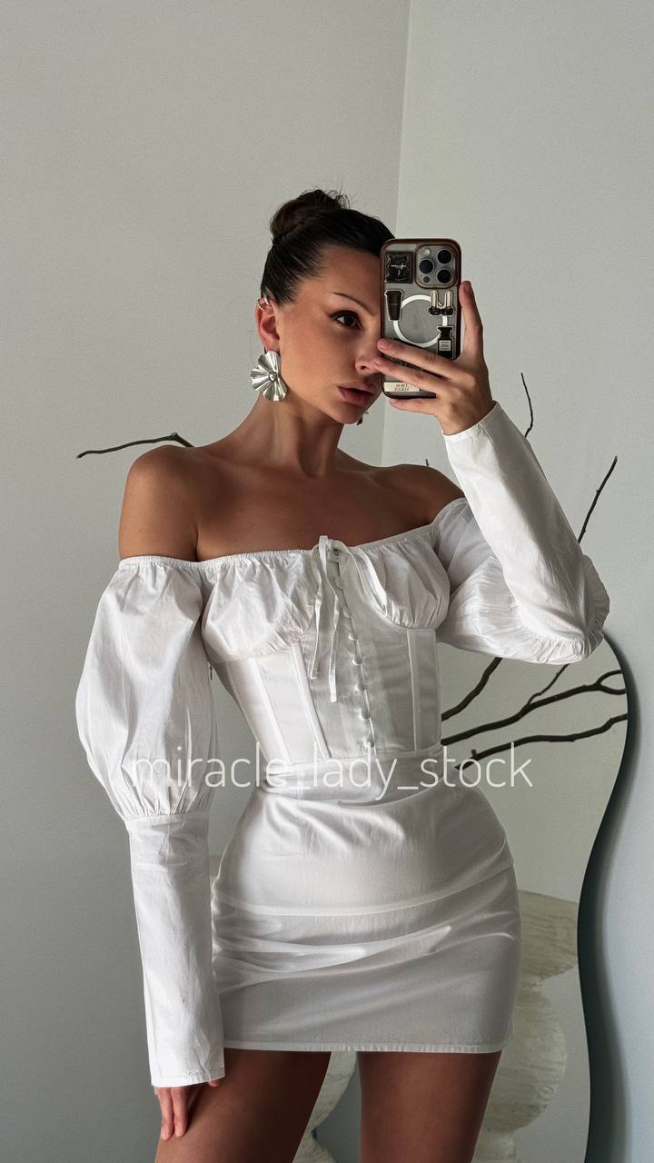 Біла котонова корсетна сукня сорочка