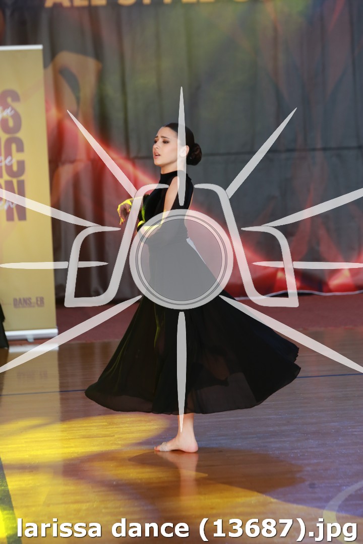 larissa dance (13687).jpg