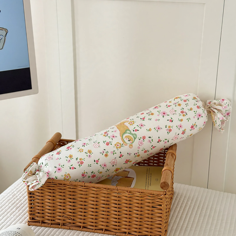 Cotton side sleeper pillow for babies, cylindrical