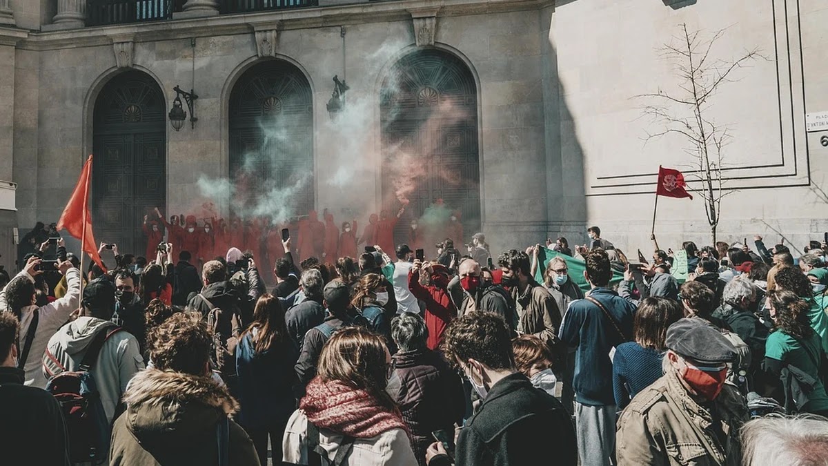 가계부 작성 시 고정비와 변동비 구분 기준과 사례