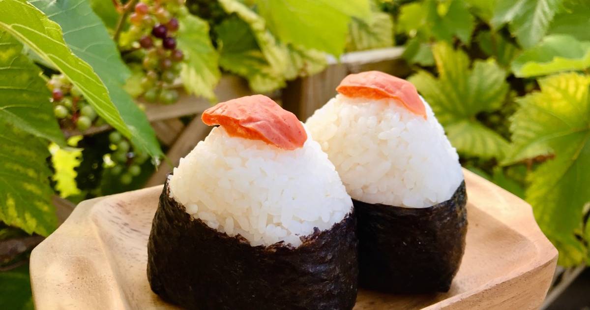 🌱 Umeboshi Onigiri - Cơm Nắm Mơ Muối Nhật Bản (Vegan)