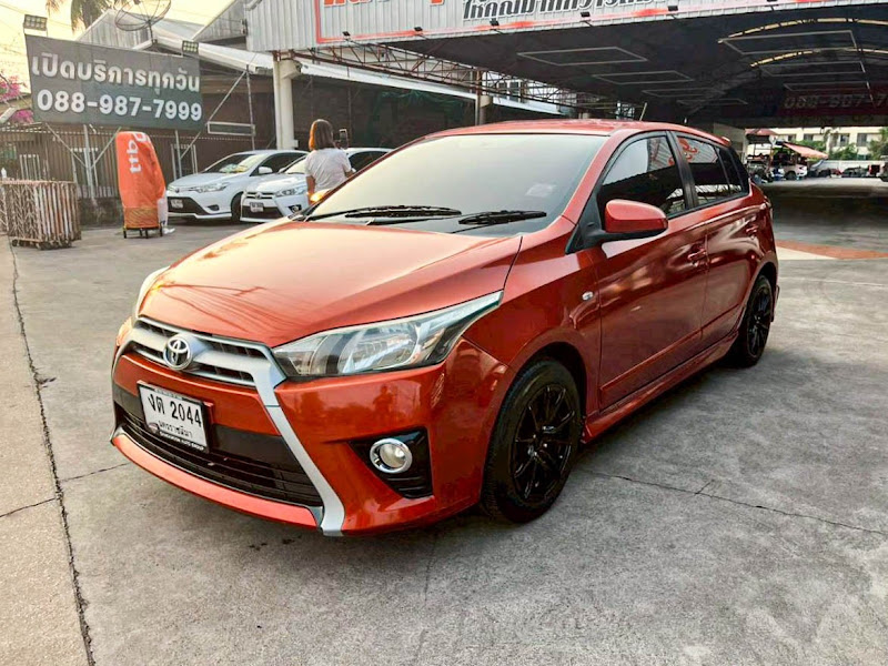TOYOTA YARIS