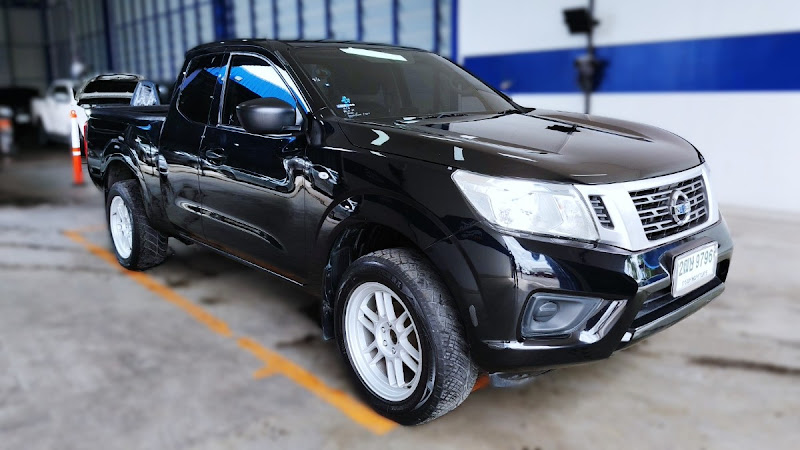 NISSAN NAVARA