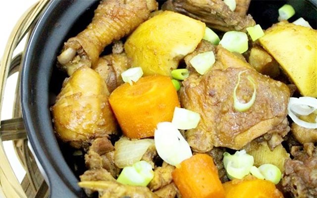 Gà Kho Cola Lạ Miệng