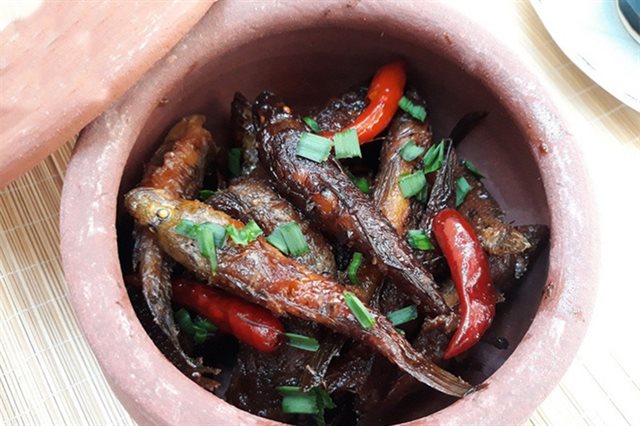 Cá Bống Kho Nước Dừa Tươi