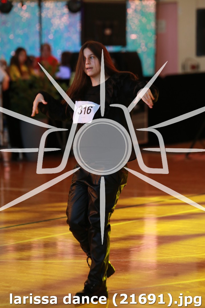 larissa dance (21691).jpg