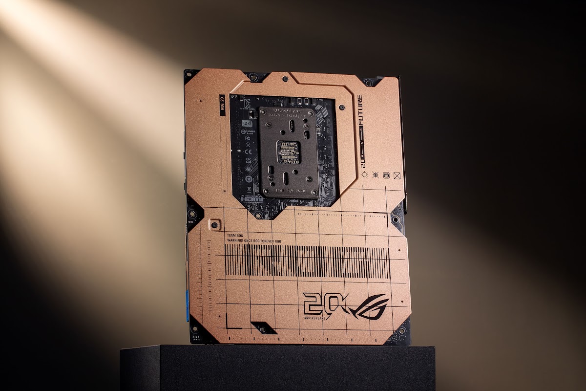 ROG Crosshair 2006: ASUS celebra 20 anos com motherboard de visual retro e tecnologia de ponta