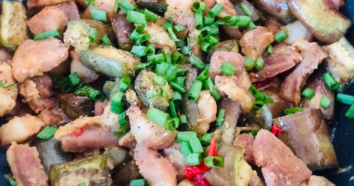 Thịt ba chỉ kho cà tím