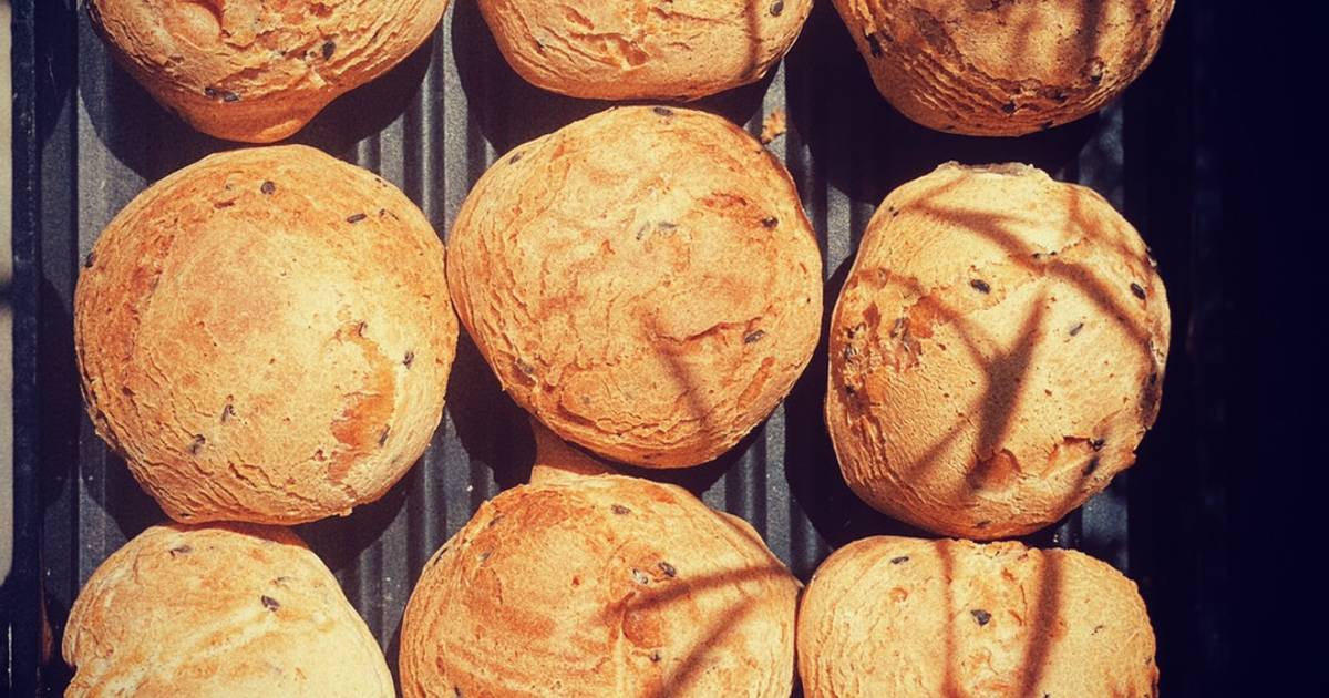 Bánh mì mè đen HQ phiên bản e bé