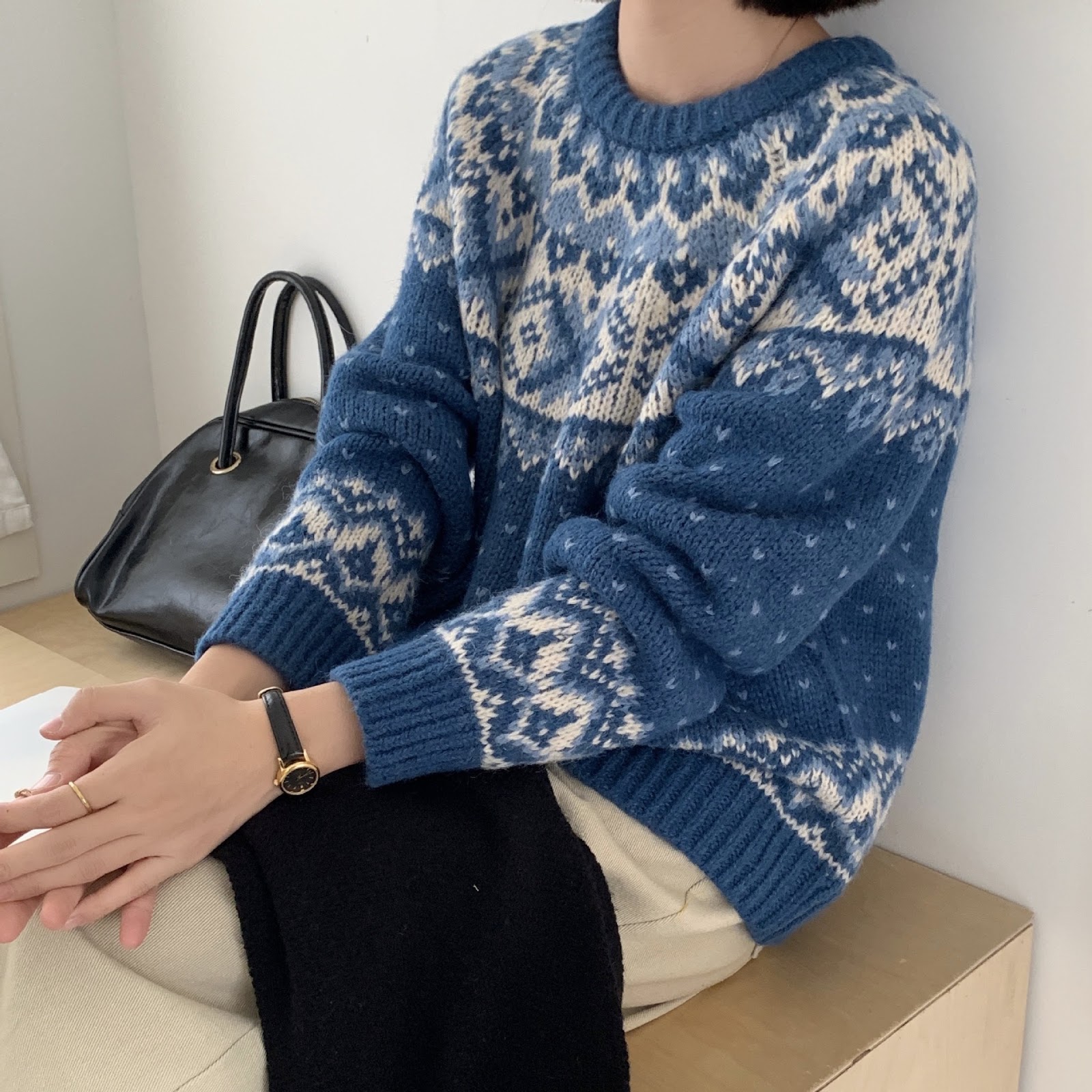 Women's Christmas Sweater in Fair Isle Style
