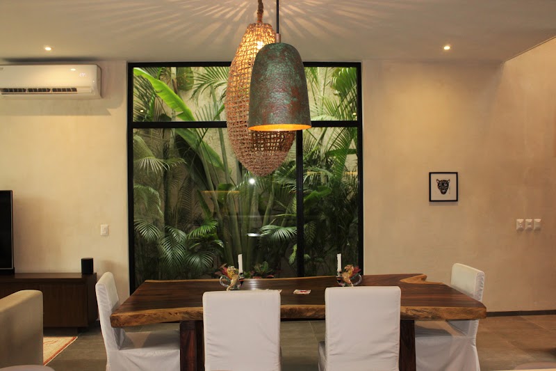 Center Home outdoor space