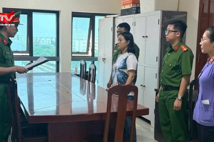 Khởi tố người phụ nữ lừa đảo hơn 42 tỷ đồng từ giao dịch bất động sản - Chuyên trang An Ninh Thủ Đô - Báo Công an nhân dân