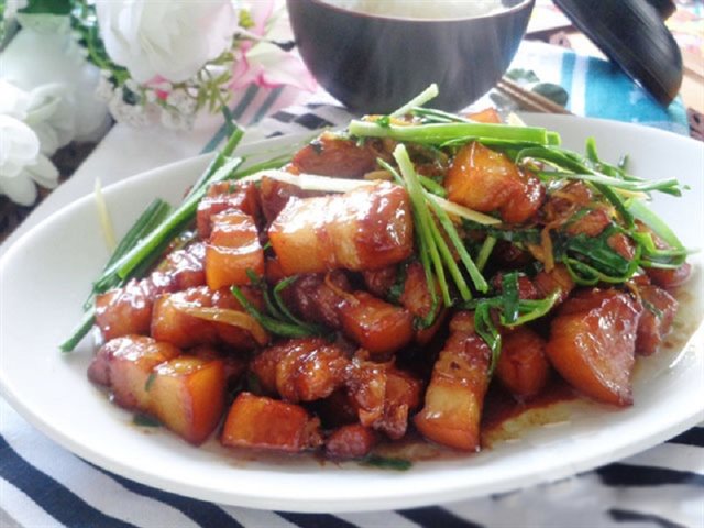 Thịt Ba Chỉ Rim Mặn Đậm Đà