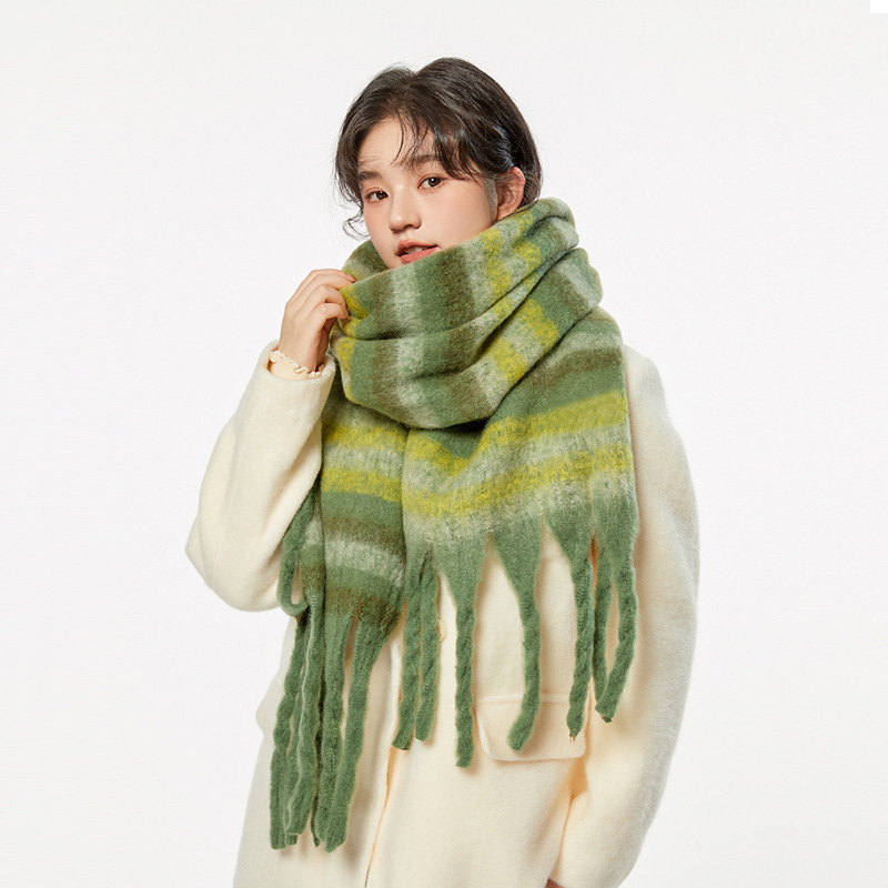 Checked Norwegian-style scarf, warming