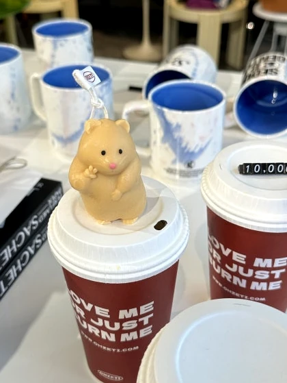 Seongsu's Charms Unveiled: A Deep Dive into Gootz (구쯔) & Heyday (헤이데이) Souvenir Shops - Seongsu Souvenir, Seongsu Keyring Shop